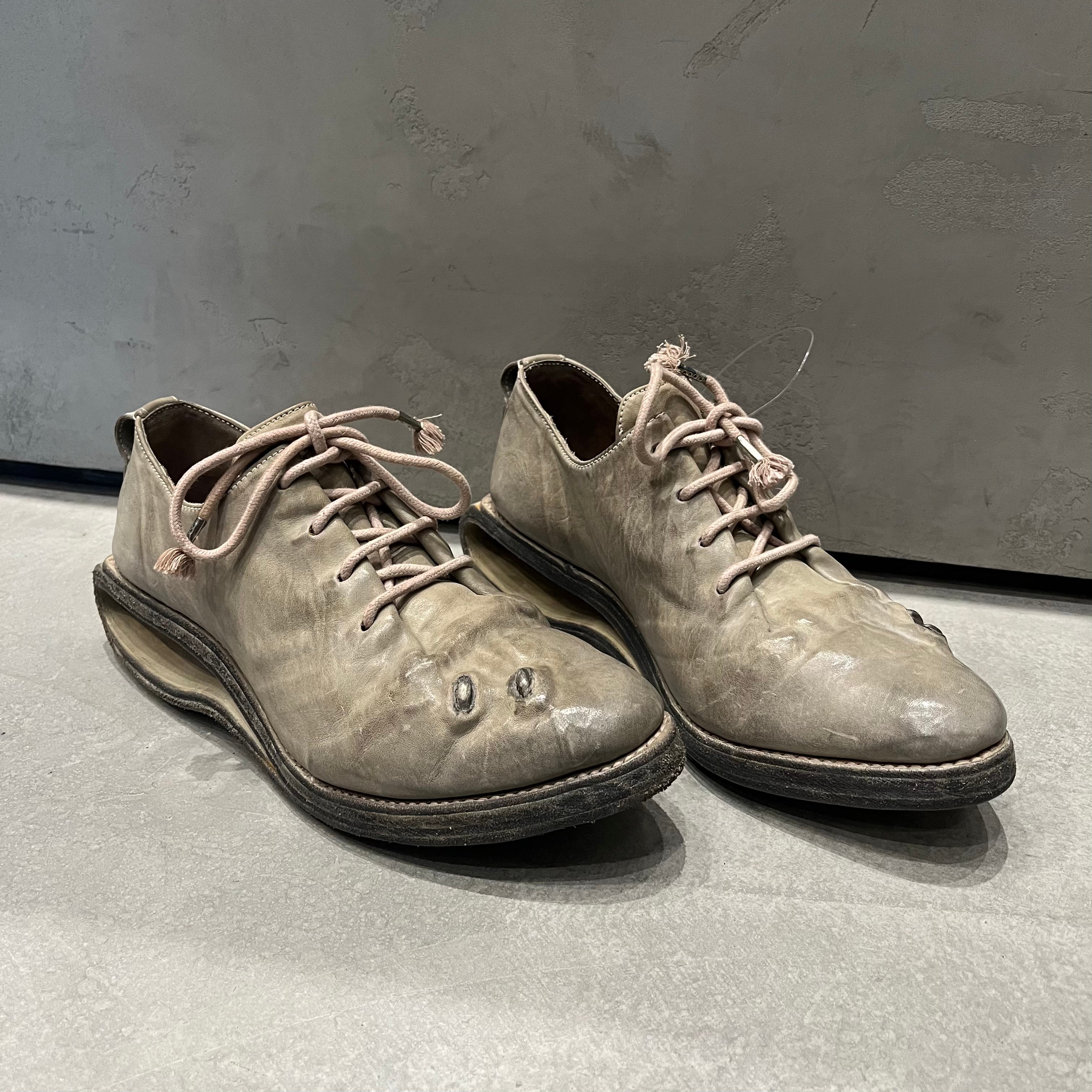 AM_2692Pusolederbyshoescarolch