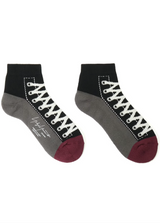 BLACK PLAIN STITCH PILE SNEAKER SOCKS