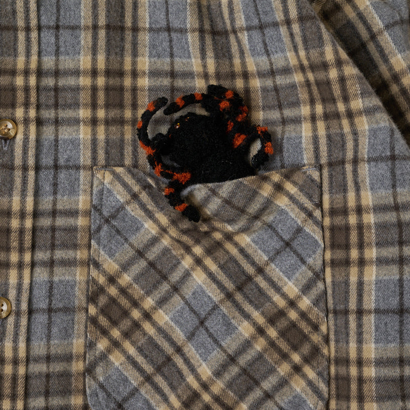 CHECK SHIRT WITH A SPIDER
