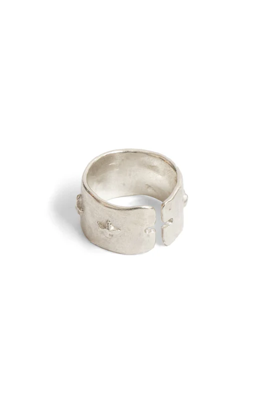 thick silver stitched multiple cross ring