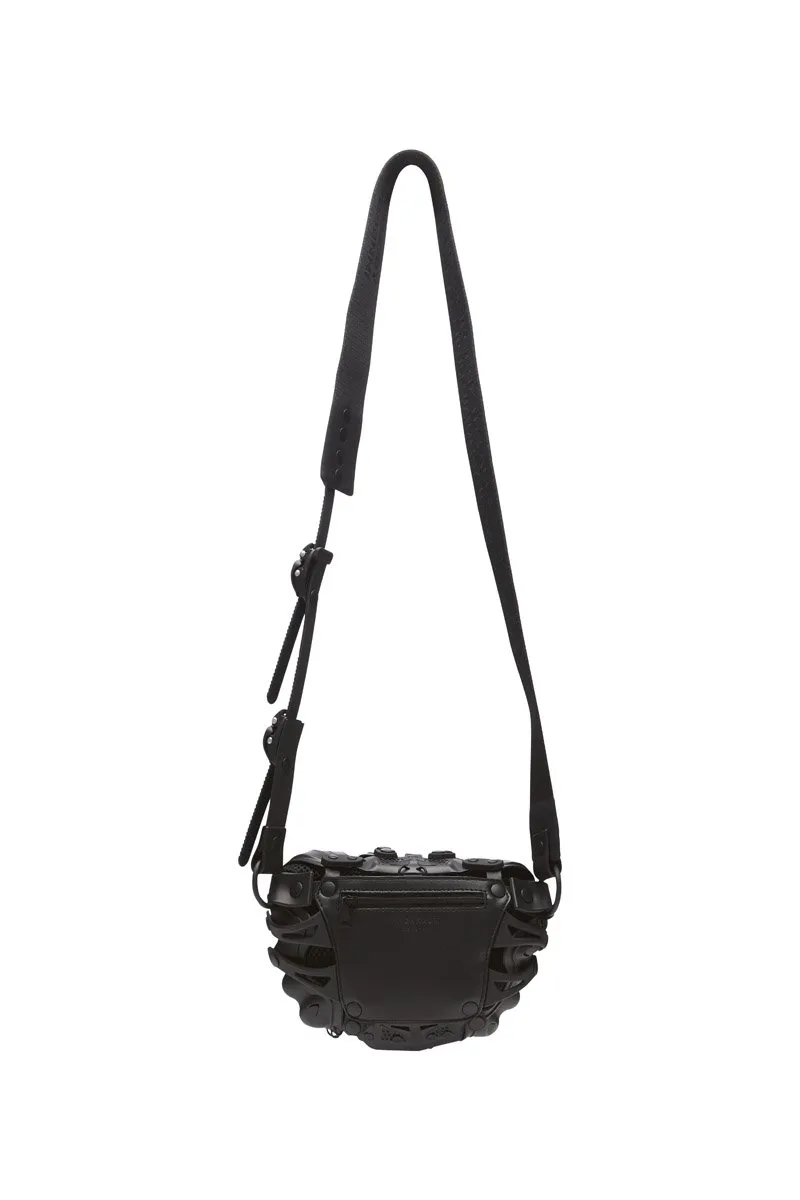 BLACK MATT I11 CROSSBODY BAG