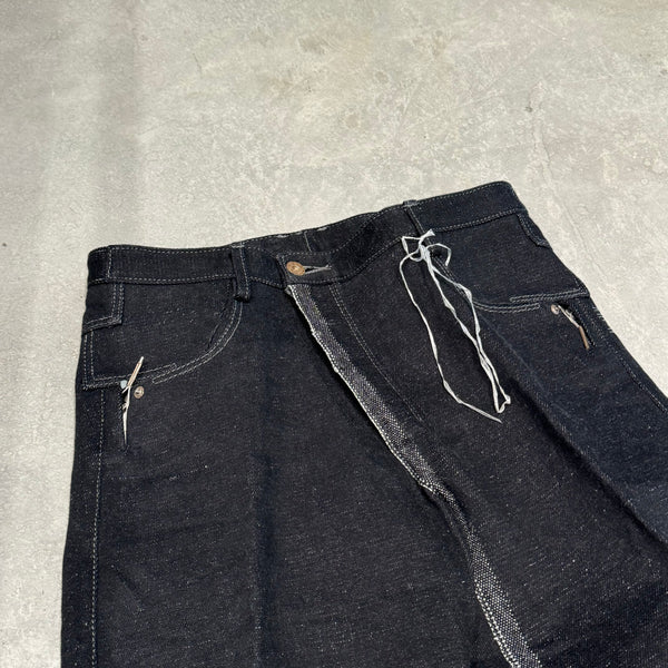 DISPLACEMENT JEANS DENIM