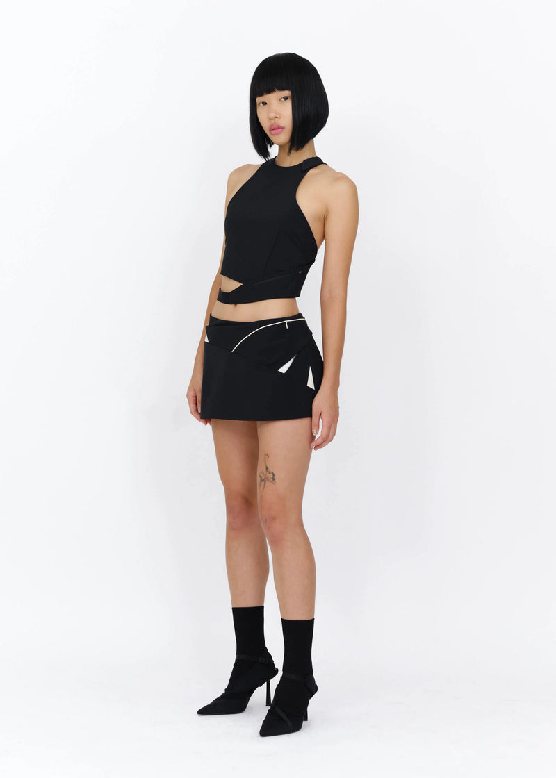 BLACK CLINCHED HALTER TOP