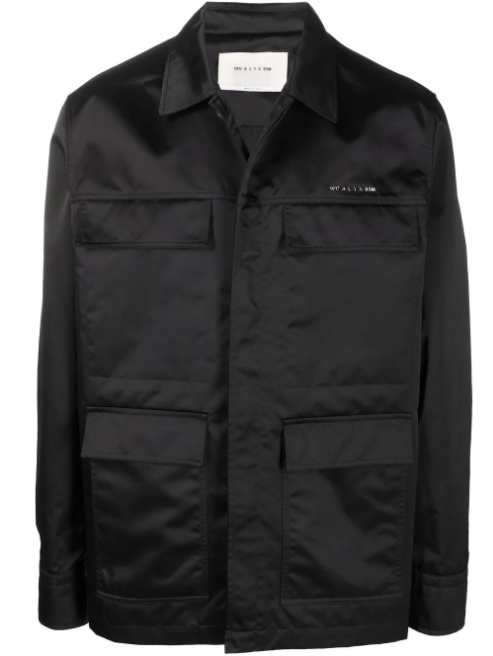 Black single-breasted fitted jacket
