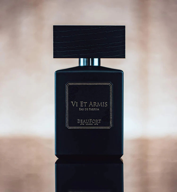 VI ET ARMIS PERFUME