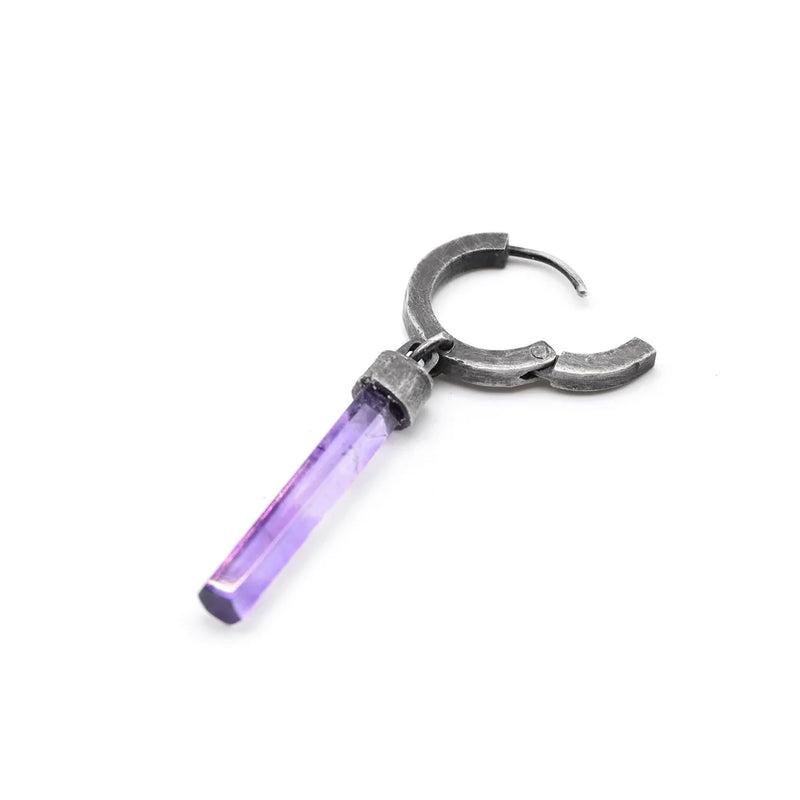 EARRING WITH FINE AMETHYST STICK