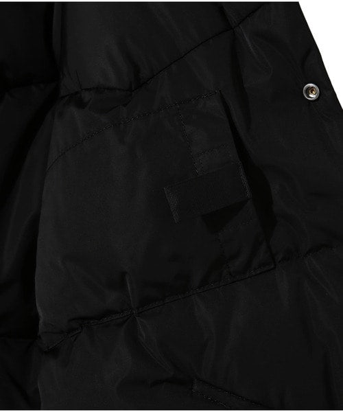 BLACK PANELLED PUFFER JACKET